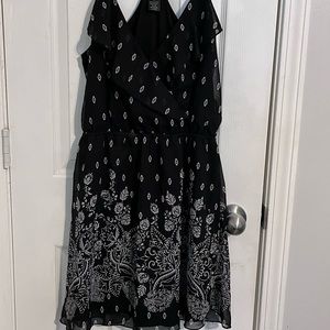 Rue21 Boho Midi Summer Dress. Black and White with design.